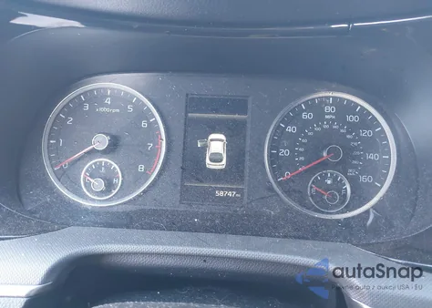 2023 Kia K5 Lxs z USA, uszkodzony, nr VIN 5XXG14J24PG196858